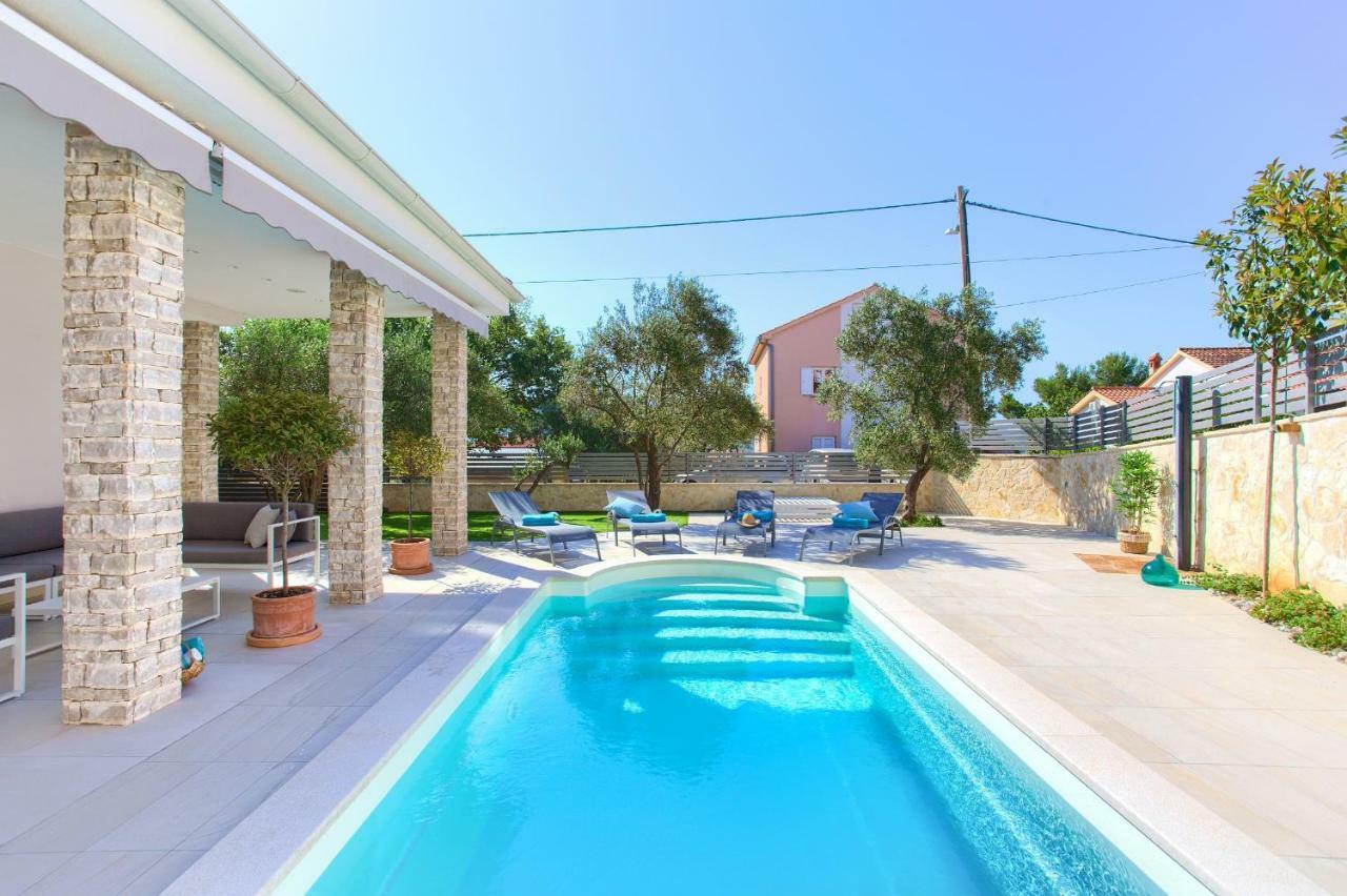 Villa Vale Kornic Luaran gambar