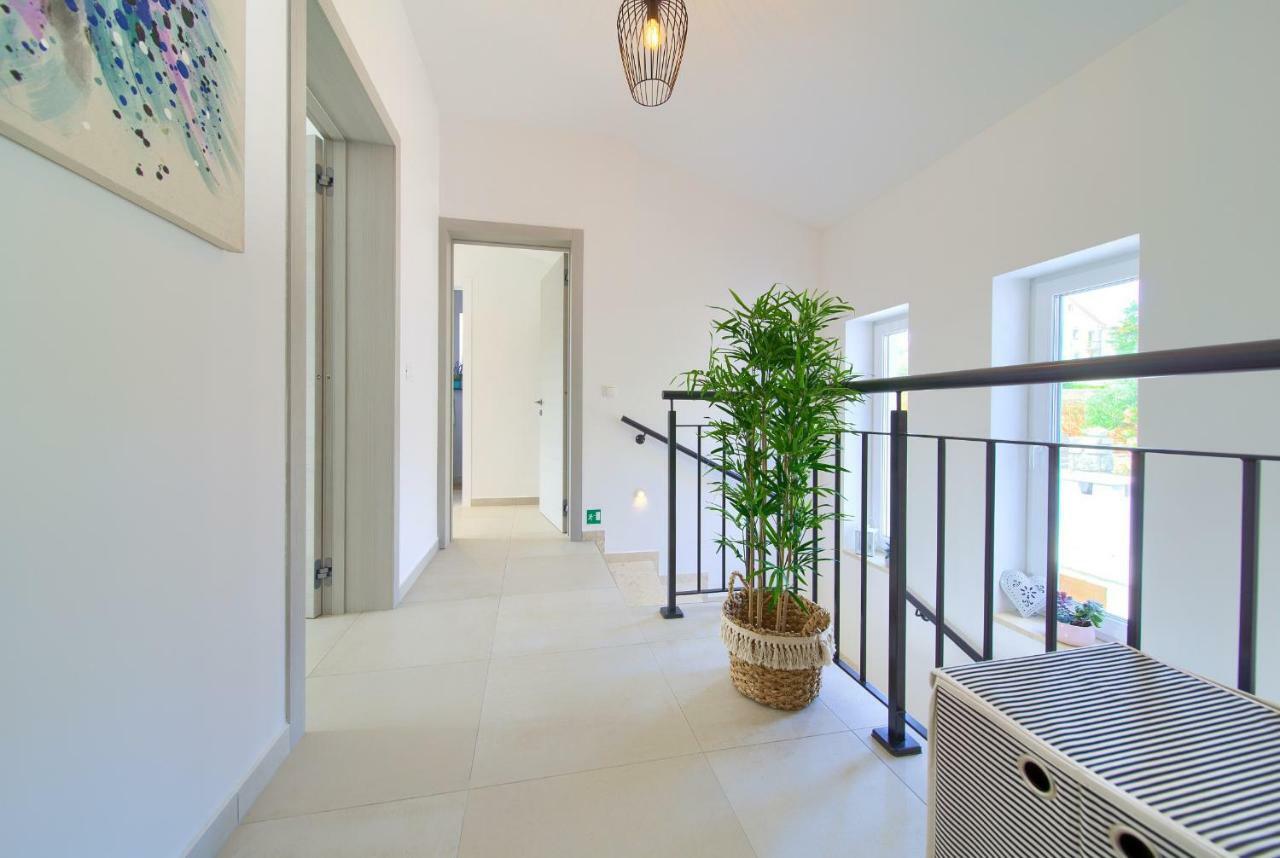 Villa Vale Kornic Luaran gambar